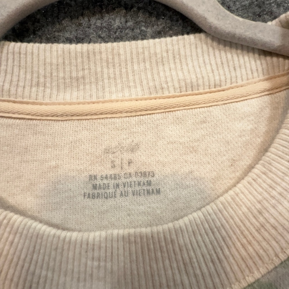 Aerie Sweatshirt Women Small Green Camo Crewneck Ribbed Side Slit Pullover - Picture 5 of 10